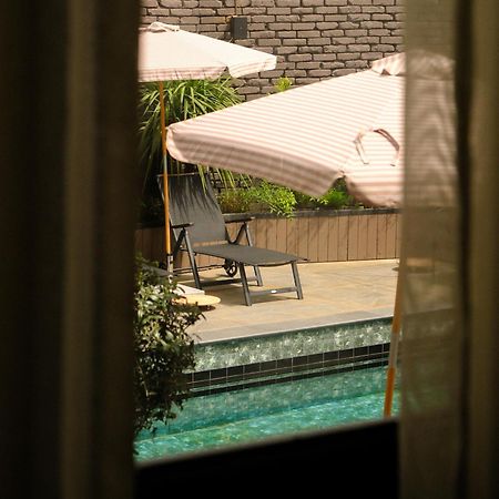 Communal Hotel Kutaisi Eksteriør billede
