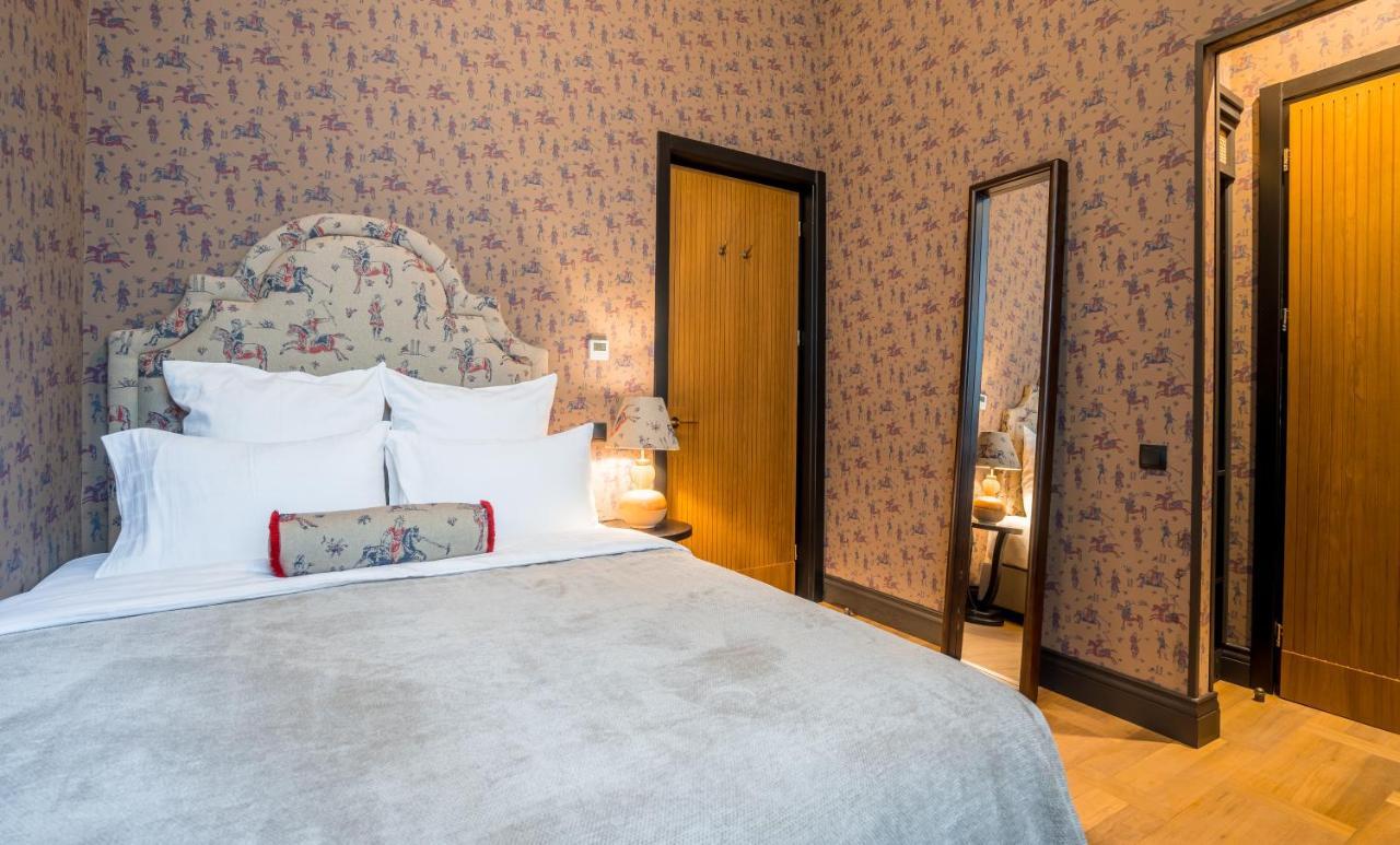 Communal Hotel Kutaisi Eksteriør billede