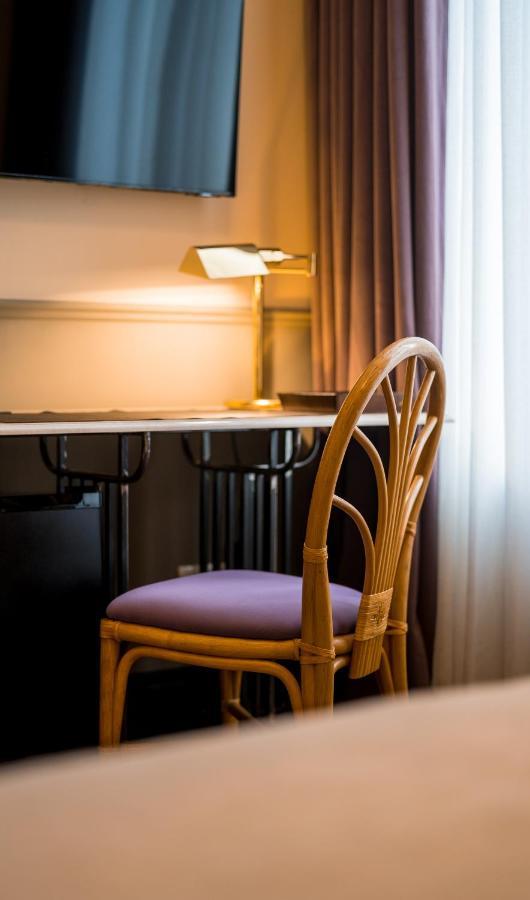 Communal Hotel Kutaisi Eksteriør billede