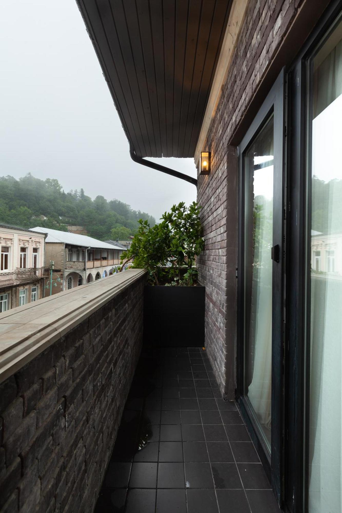 Communal Hotel Kutaisi Eksteriør billede