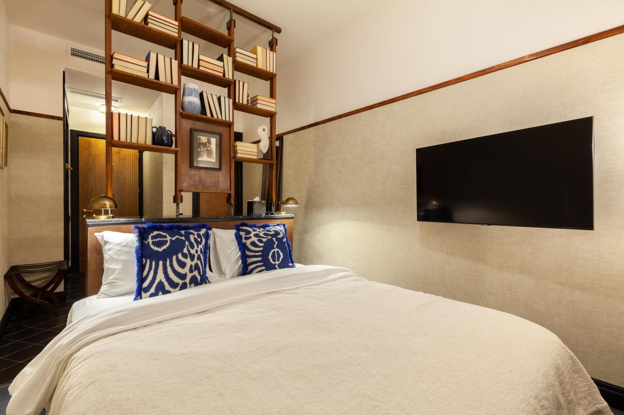 Communal Hotel Kutaisi Eksteriør billede